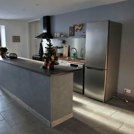Holiday home Le 46 Saint-Sauver-la-Sagne